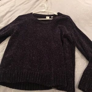 GAP sweater